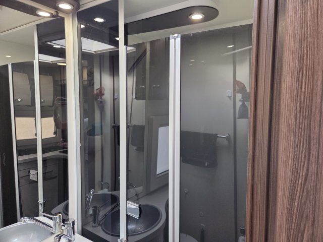 Benimar Tessoro 442 - Photo 17
