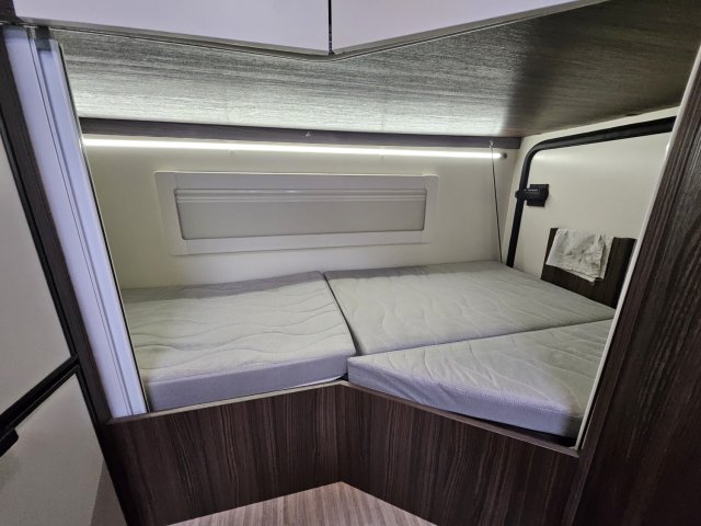 Benimar Tessoro 483 - Photo 13