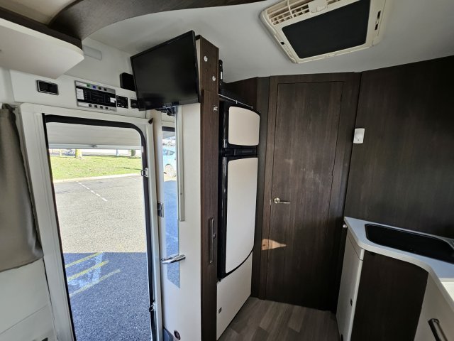 Benimar Tessoro 487 - Photo 9