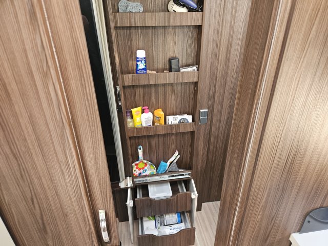 Benimar Tessoro 494 - Photo 22