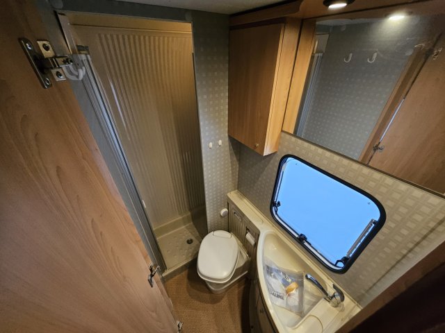 Burstner A 574-3 - Photo 12