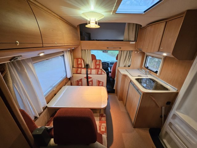 Burstner A 574-3 - Photo 13