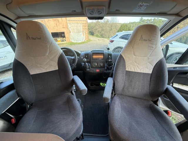 Burstner Campeo C 600 Black Forest - Photo 5