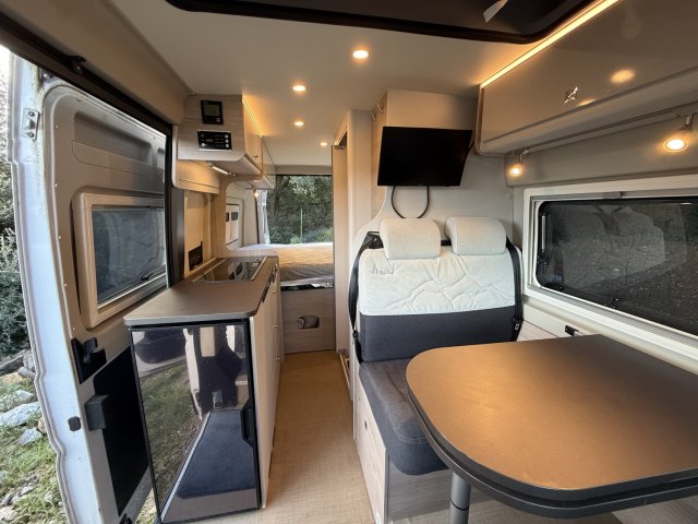 Burstner Campeo C 600 Black Forest - Photo 8