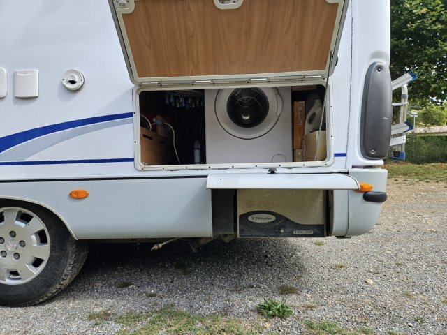 Burstner Camping-Car ELEGANCE 827 - Photo 27