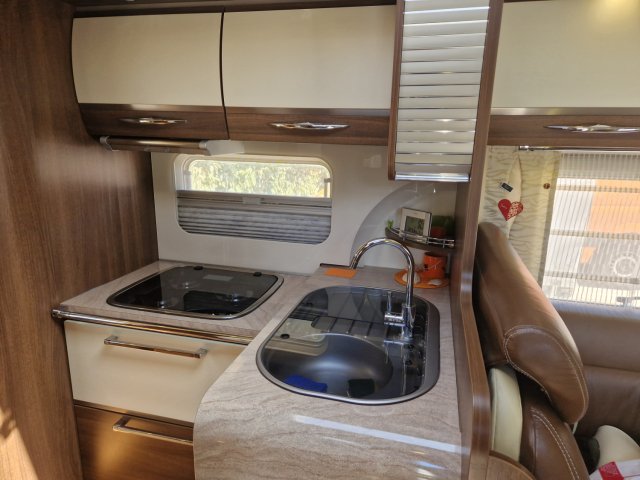 Burstner Elegance I 800 - Photo 11