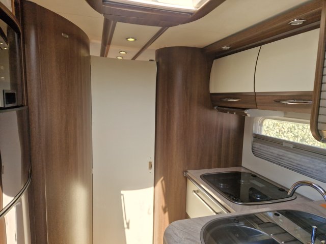 Burstner Elegance I 800 - Photo 17