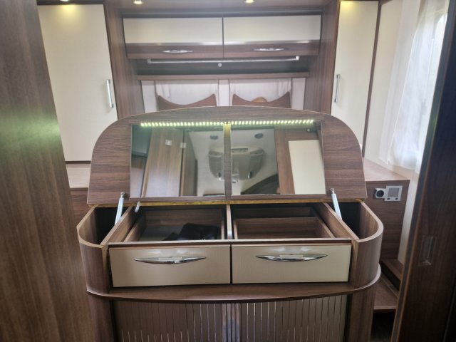 Burstner Elegance I 890 I890 - Photo 15