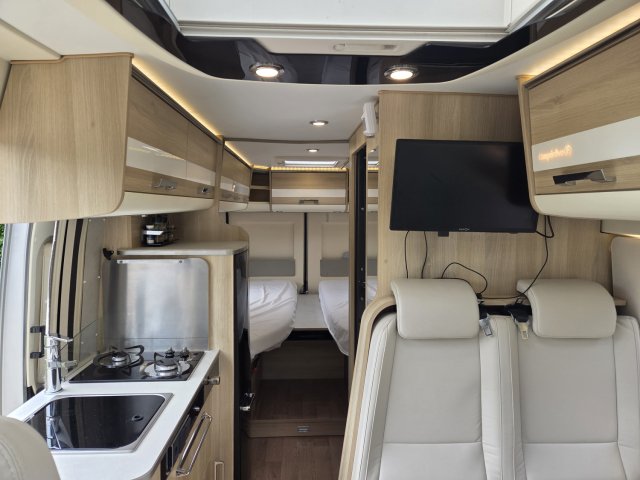 Campereve Magellan 746  Limited - Photo 4