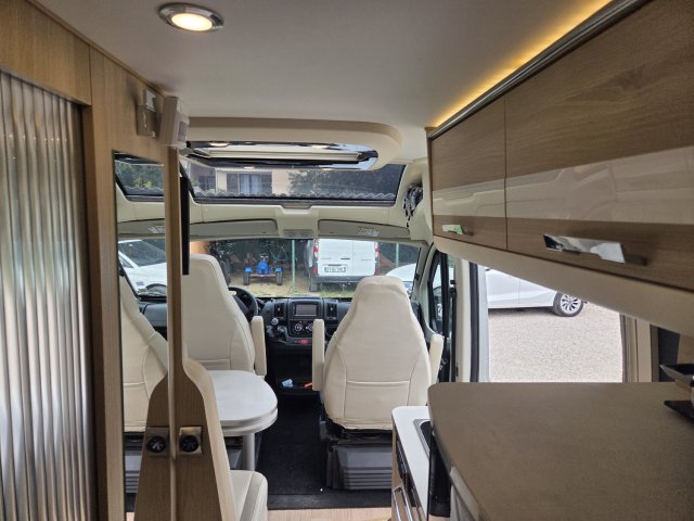 Campereve Magellan 746  Limited - Photo 5