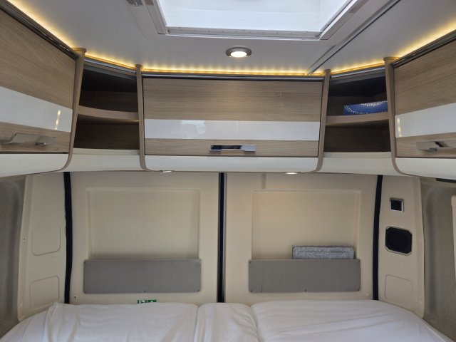 Campereve Magellan 746  Limited - Photo 17