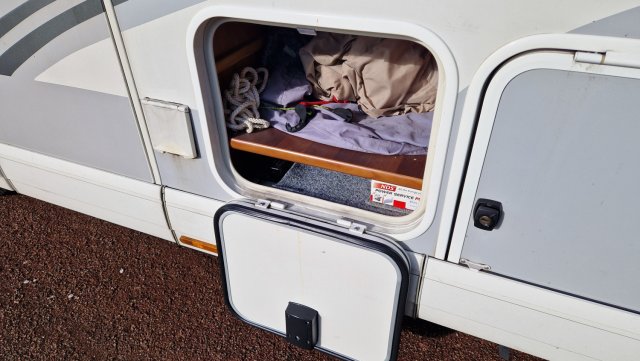 Carthago C-Tourer I 150 - Photo 32