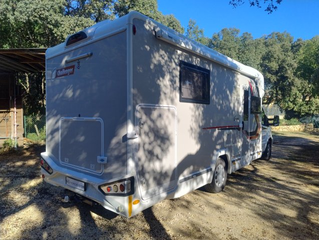 Challenger 348 XLB Graphite Edition - Photo 3