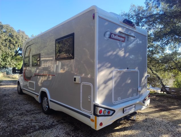 Challenger 348 XLB Graphite Edition - Photo 23