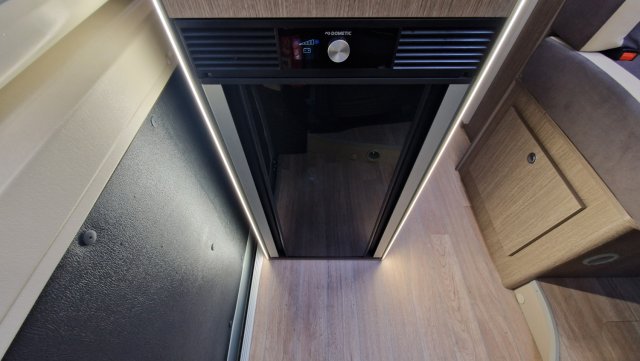 Challenger V114S Road Edition VIP VAN - Photo 23