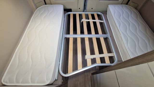 Challenger V114S Road Edition VIP VAN - Photo 30