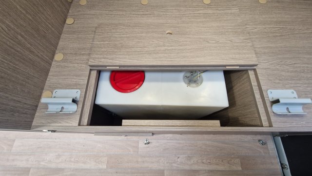 Challenger V114S Road Edition VIP VAN - Photo 35