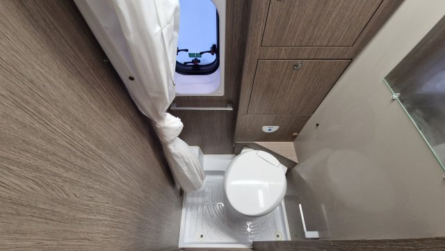 Challenger V114S Road Edition VIP VAN - Photo 40