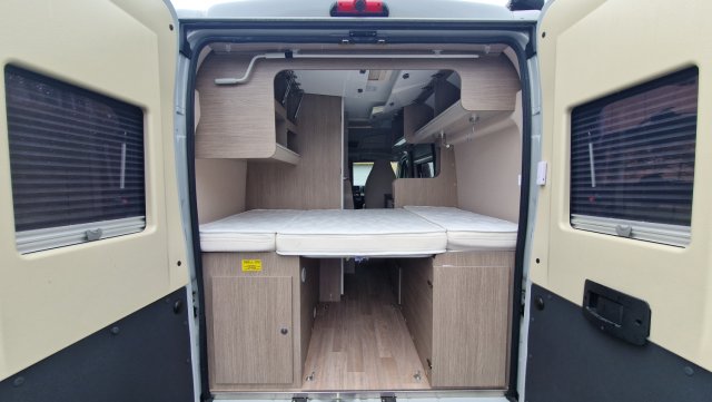 Challenger V114S Road Edition VIP VAN - Photo 44