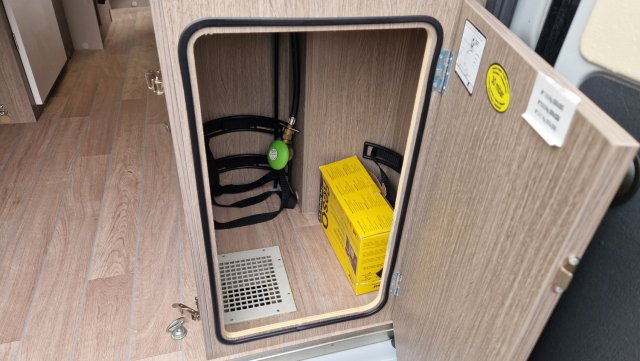 Challenger V114S Road Edition VIP VAN - Photo 48