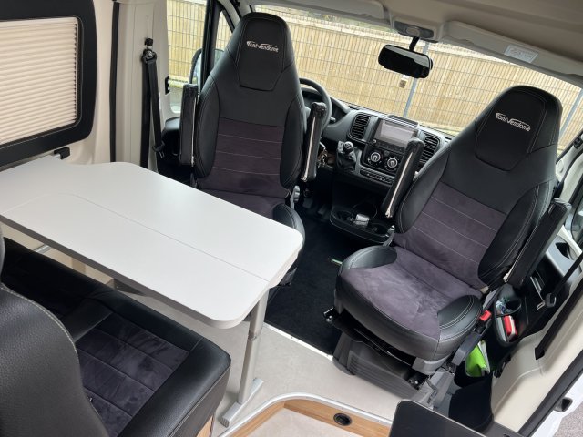 Font Vendome Leader Camp Duo - Photo 4