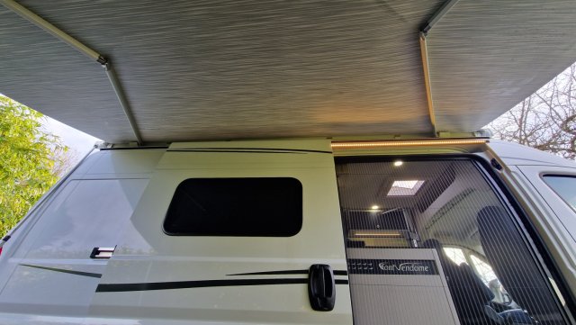 Font Vendome Leader Van EVASION - Photo 38