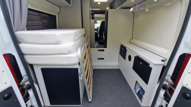 Font Vendome Leader Van EVASION - Photo 40