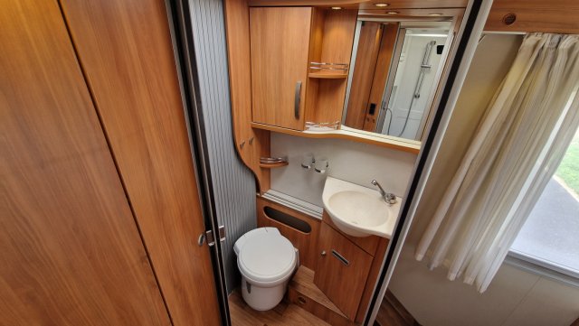 Hymer Exsis-T 598 - Photo 34