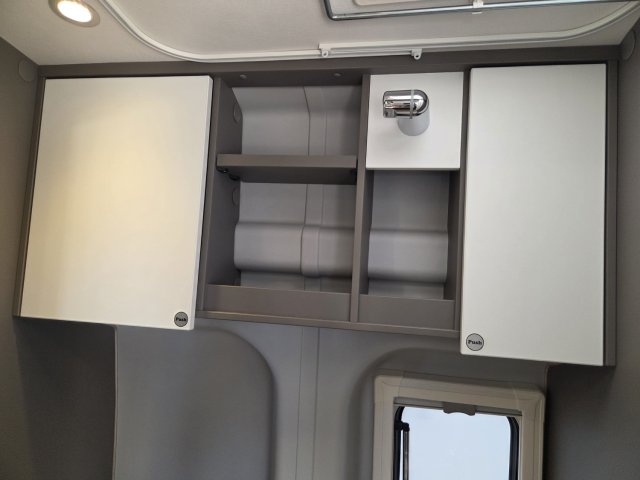 LMC Innovan 590 - Photo 17