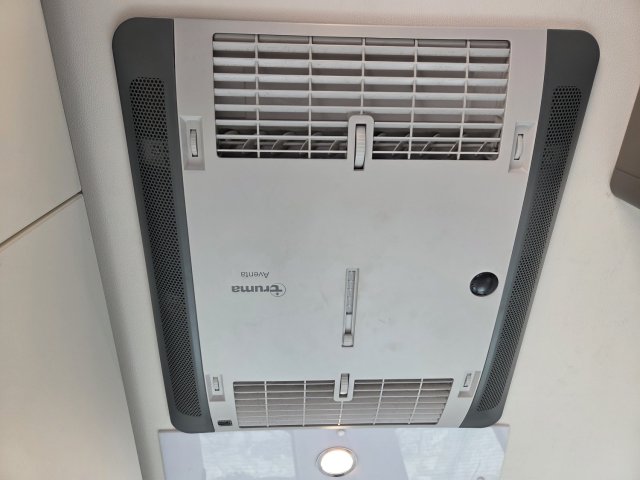 LMC Innovan 590 - Photo 21