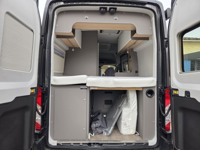 LMC Innovan 590 - Photo 25