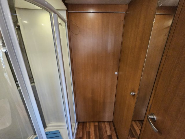 Niesmann+Bischoff Flair 8000 i EBW - Photo 17