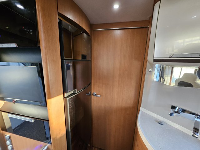 Niesmann+Bischoff Flair 8000 i EBW - Photo 18