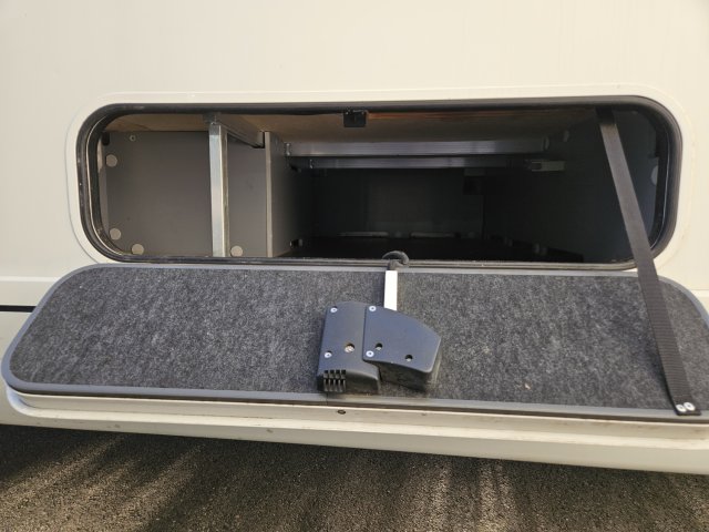 Niesmann+Bischoff Flair 8000 i EBW - Photo 22