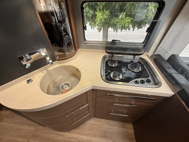 Niesmann+Bischoff Flair 840 L - Photo 8