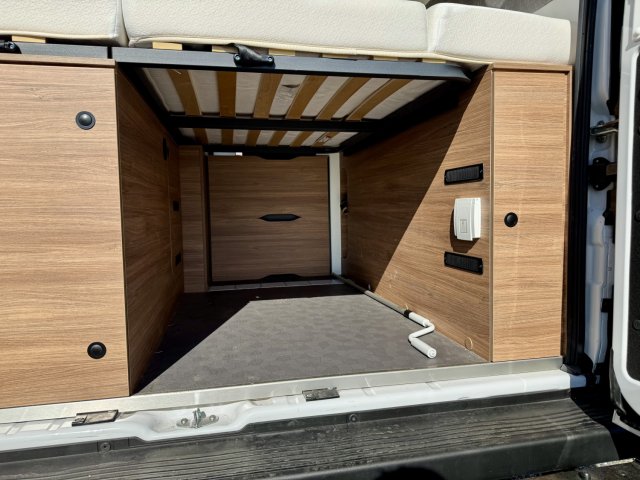 Pilote V 600 G FOURGON - Photo 7