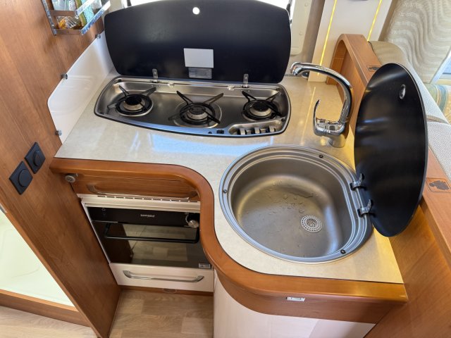 Rapido 890 F - Photo 8