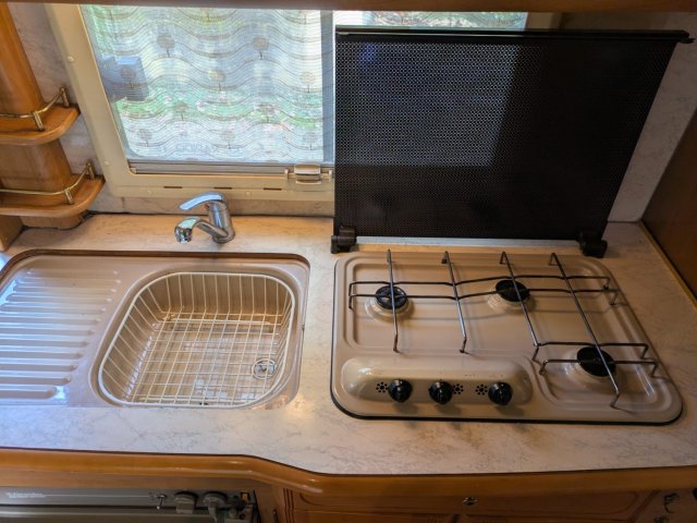 Rapido 970 - Photo 10