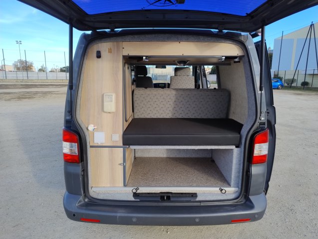 Volkswagen T5 ISERE EVASION TRANSPORTER - Photo 9
