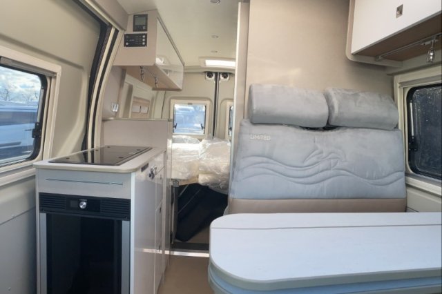 Burstner Delfin C 621 - Photo 11