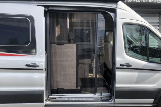 Burstner Lineo C 590 - Photo 10