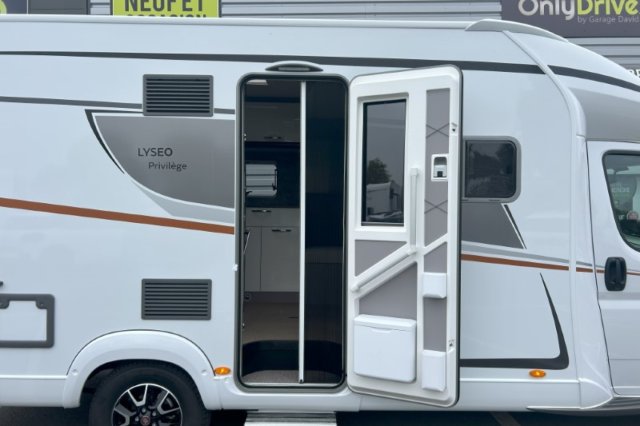 Burstner Lyseo TD 684 G Privilege edition it - Photo 12