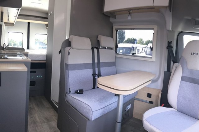 LMC Innovan 590 - Photo 11