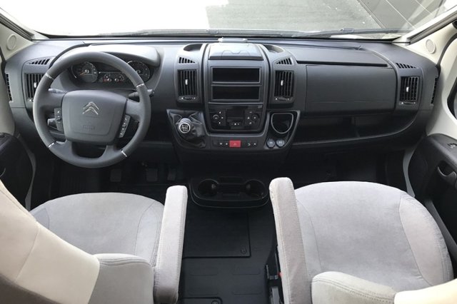 LMC Tourer T 720 t720 - Photo 3