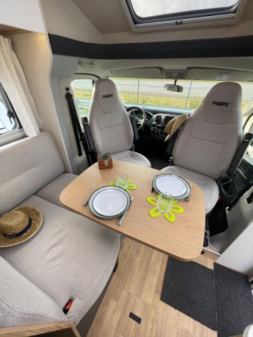 Pilote P 650 C Expression - Photo 9