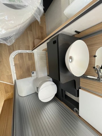 Pilote P 650 C Expression - Photo 16