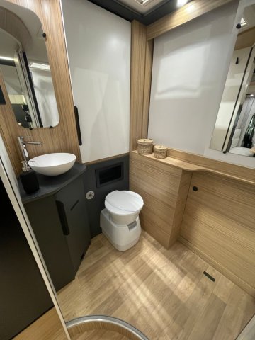 Pilote P 690 D Evidence - Photo 9