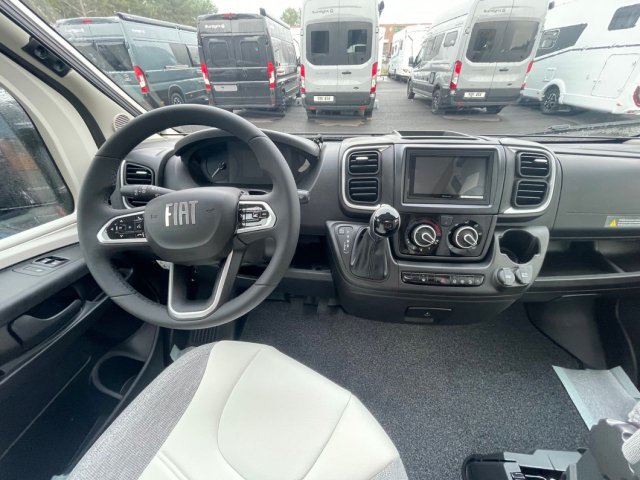 Pilote V 630 J Evidence - Photo 3