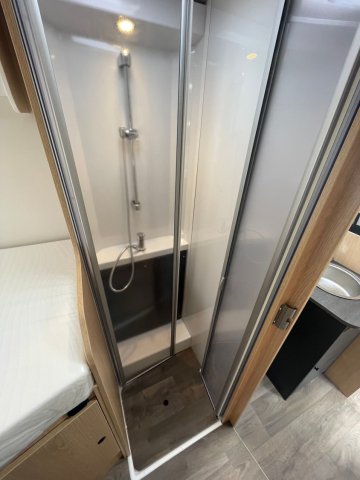 Sunlight T 68 Access Plus + - Photo 15