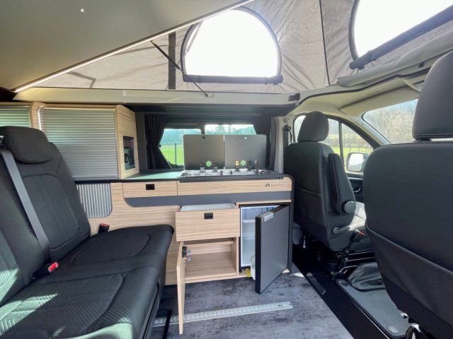 Bavaria Fourgon Van MINI CAMP NOMADE - Photo 10